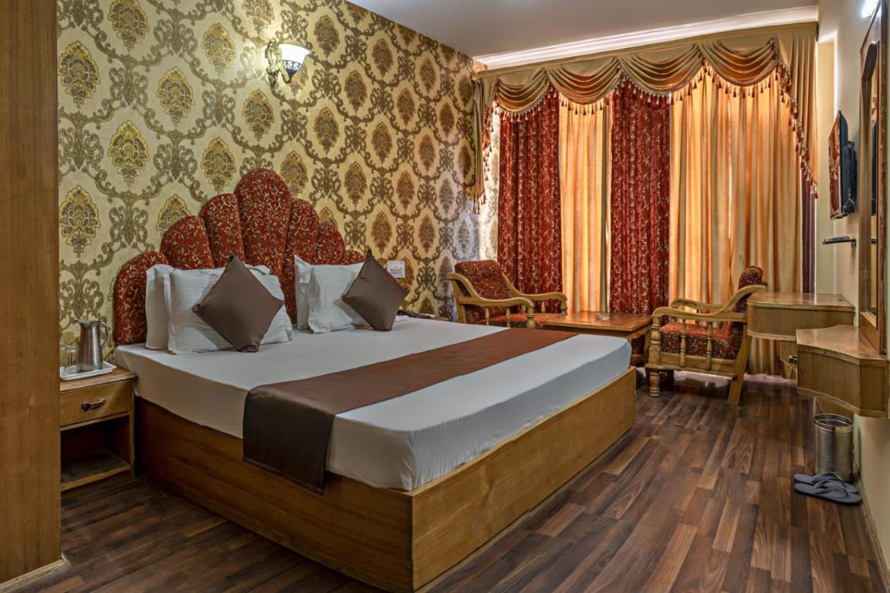 Hotel Silver Moon Manāli Extérieur photo