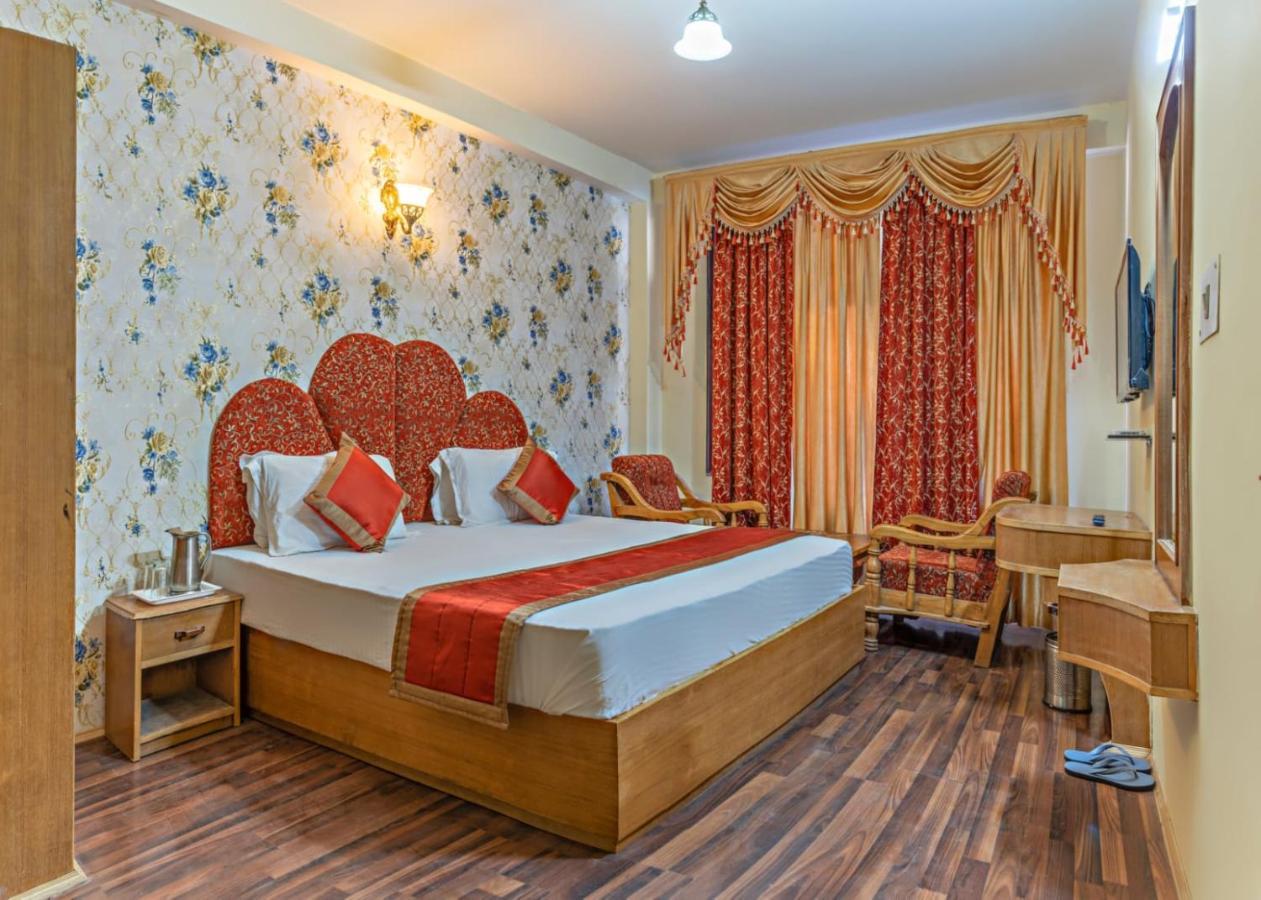 Hotel Silver Moon Manāli Extérieur photo